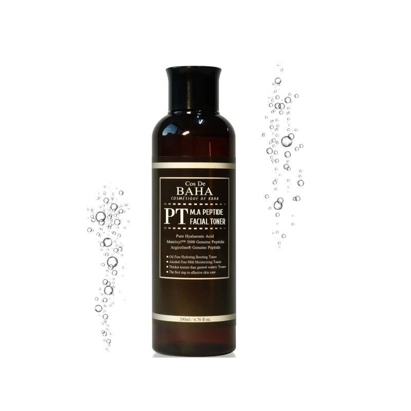 COS DE BAHA (PT) M.A Peptide Toner is a hydrating and anti-aging toner suitable for all skin types. Formulated with Matrixyl 3000 (Palmitoyl Tripeptide-1 & Palmitoyl Tetrapeptide-7) and Argireline (Acetyl Hexapeptide-8), it helps reduce fine lines and improve skin elasticity. Aloe Vera and Sodium Hyaluronate provide deep hydration, while Beta-Glucan and Allantoin soothe and calm the skin. Enriched with botanical extracts like Rosa Damascena and Green Tea, this toner preps the skin for better absorption