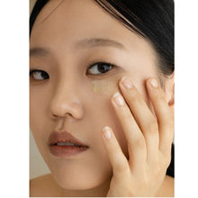 Load image into Gallery viewer, BEAUTY OF JOSEON Revive Eye Serum: Ginseng + Retinal