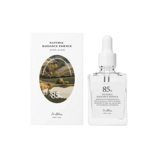 DR. ALTHEA Natural Radiance Essence is a lightweight, hydrating essence that brightens and revitalizes the skin for a healthy glow. It features Kakadu Plum Extract—a powerful source of Vitamin C known for boosting radiance and improving skin tone. Combined with Niacinamide, Fermented Rice, Ginseng, and Soybean Extracts, this formula helps even out the complexion and nourish the skin. A blend of Hyaluronic Acids delivers deep moisture, while Panthenol and Squalane soothe and support the skin barrier. The ess