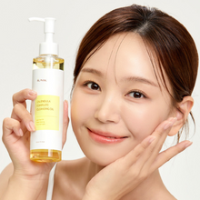 Load image into Gallery viewer, IUNIK Calendula Complete Cleansing Oil 200ml