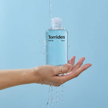 Load image into Gallery viewer, TORRIDEN DIVE-IN Low Molecular Hyaluronic Acid Toner 300ml